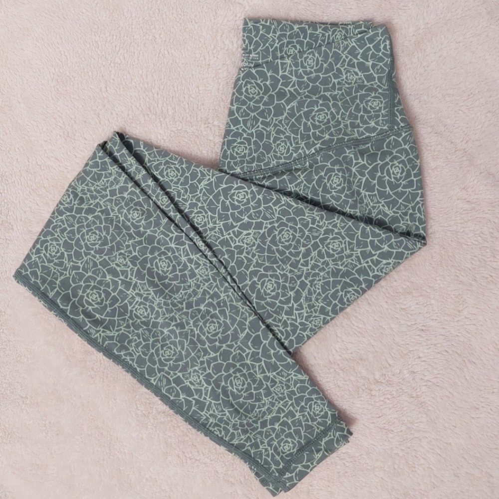 BuffBunny Siren Legging eden print green